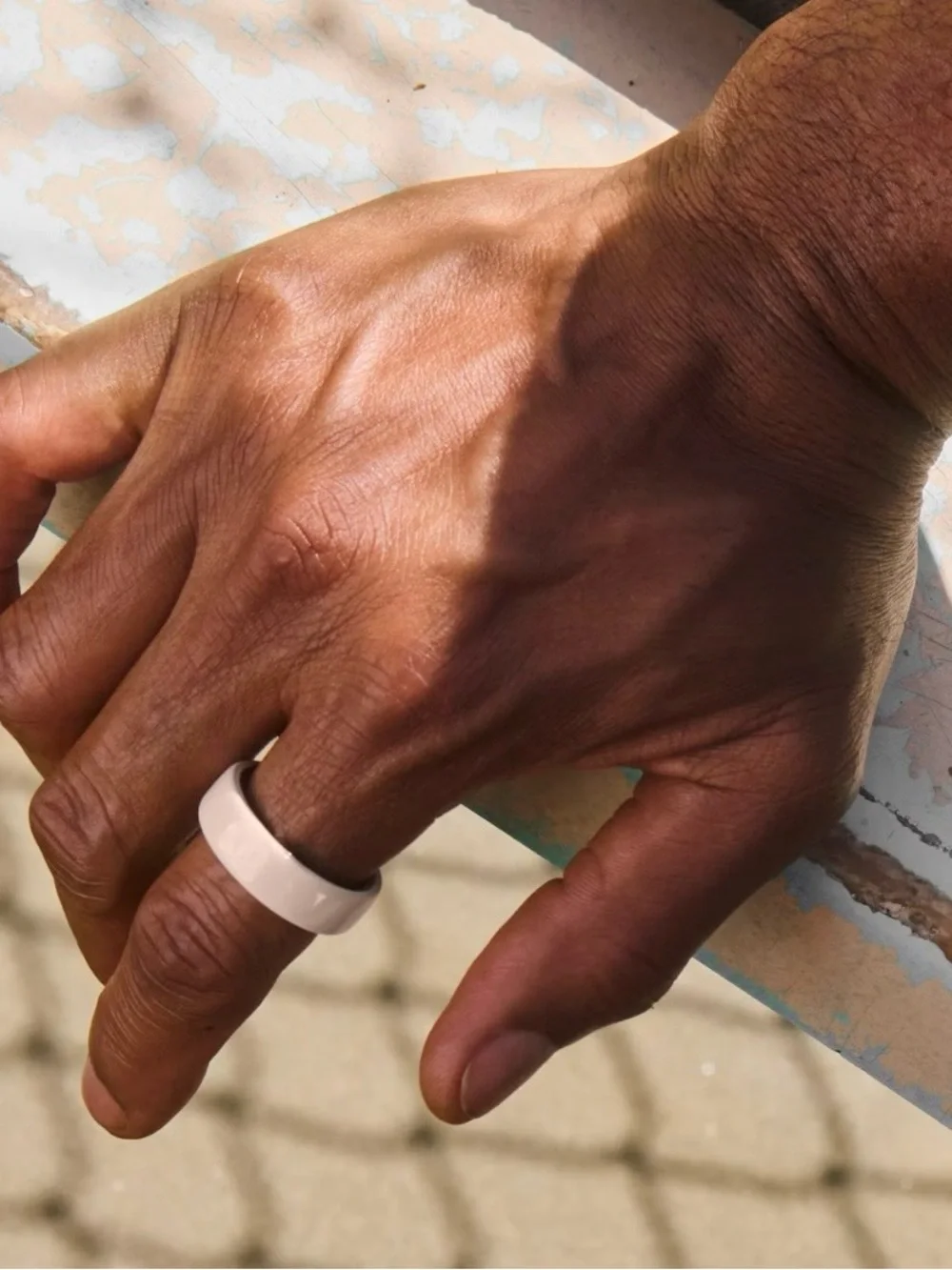 Oura Smart Ring in White